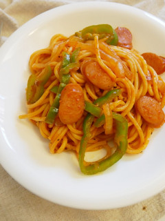 超簡單「拿坡里義大利麵」酸甜滋味如初戀♡ 的食譜成品照片