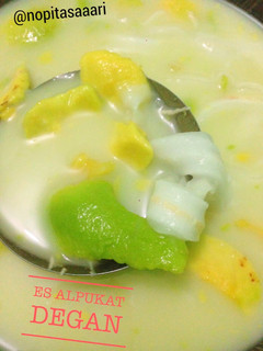 Foto resep Es Alpukat Kelapa Muda