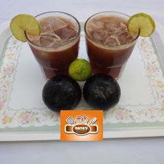 A picture of Plum juice.
