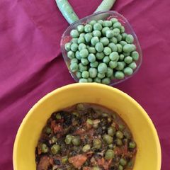 A picture of Methi malai mutter.