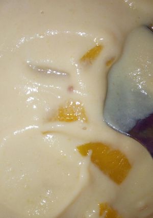 Una foto de Postre de duraznos con leche condensada extremadamente delicioso
