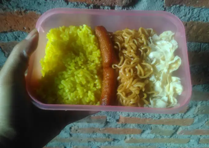 Nasi kuning magicom