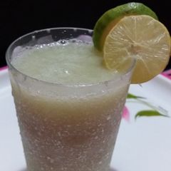 A picture of Amrud ka punch.