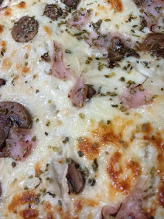 Una foto de Pizza Bianca