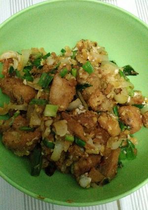 Foto resep Ayam goreng saus telur asin