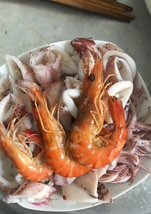 Hình của món Mực hấp rượu vang Pháp.