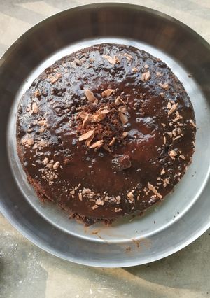 A picture of Chocolate cake without oven.