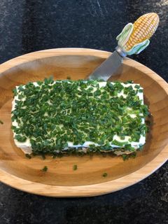 Una foto de Queso crema con ciboulette