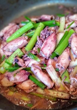 芹菜管炒小卷 的食譜成品照片