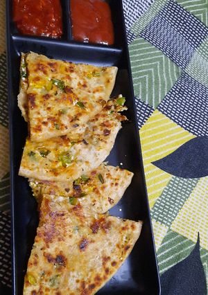 A picture of Cheese corn Paratha.