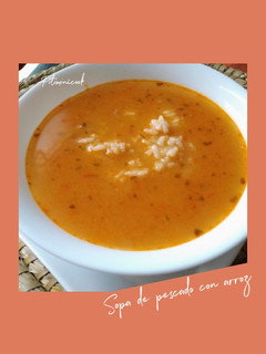 Una foto de Sopa de pescado con arroz