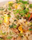 Cơm rang thập cẩm của mèo