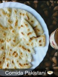 Una foto de 🍞Pan de maíz (makki Di roti)