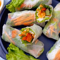 A picture of Vietnamese Fresh Spring Rolls.
