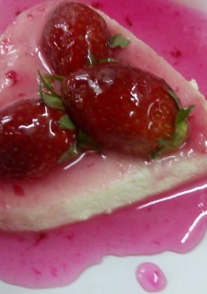 A picture of Baked Strawberry Yoghurt.