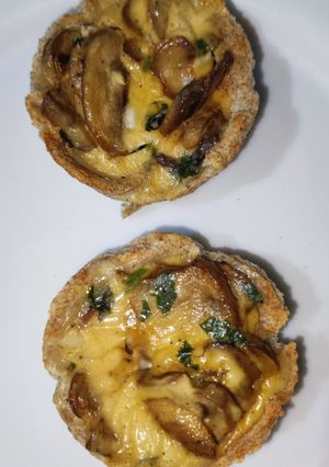 Foto principal de Tartaletas de "pan de molde" con champiñones