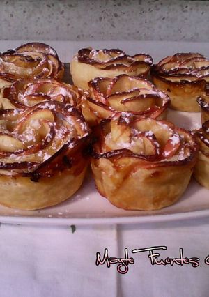 Una foto de Rosas de hojaldre y manzana
