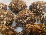Trampantojo de Ferrero Rocher de morcilla y manzana