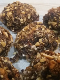 Una foto de Trampantojo de Ferrero Rocher de morcilla y manzana