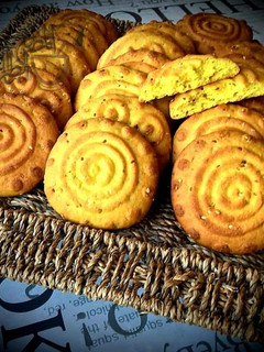 A picture of #Traditional Lebanese kaak#Kaak Lebanese sweet bread.