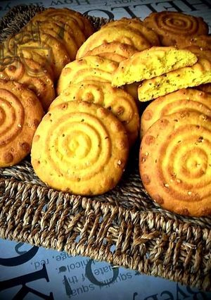 A picture of #Traditional Lebanese kaak#Kaak Lebanese sweet bread.