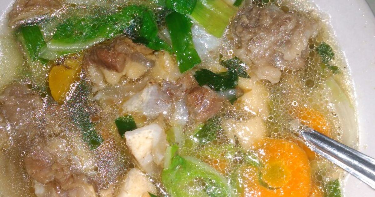 😁😁😁... Sop tulang iga sapi..Menu buka puasa.. hari ini Bun