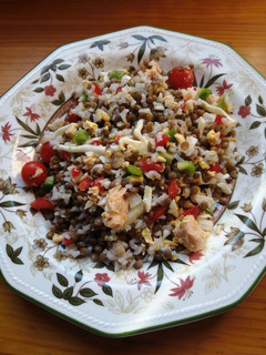 Una foto de Ensalada de lentejas y arroz #BBB