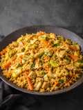 Mediterrán csirkés-zöldséges bulgur