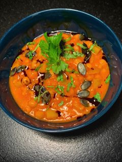 Kürbis-Kichererbsen-Linsen Daal Rezepthauptbild