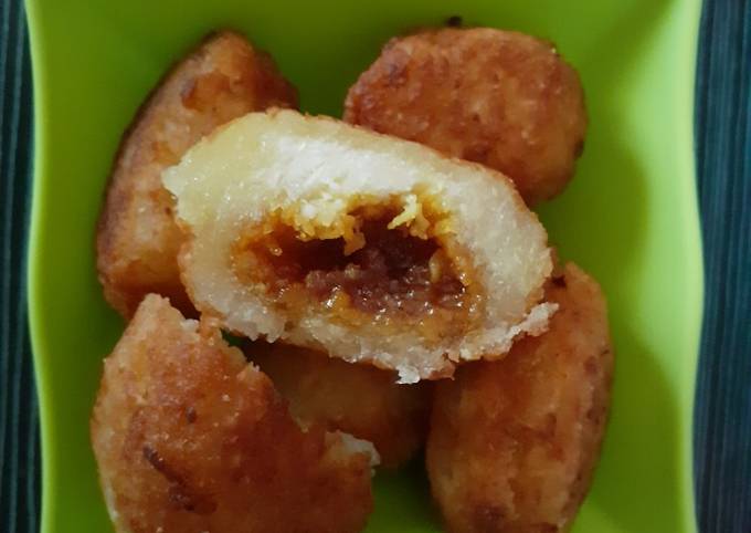 Resep Singkong goreng isi gula merah Resep Singkong goreng isi gula merah