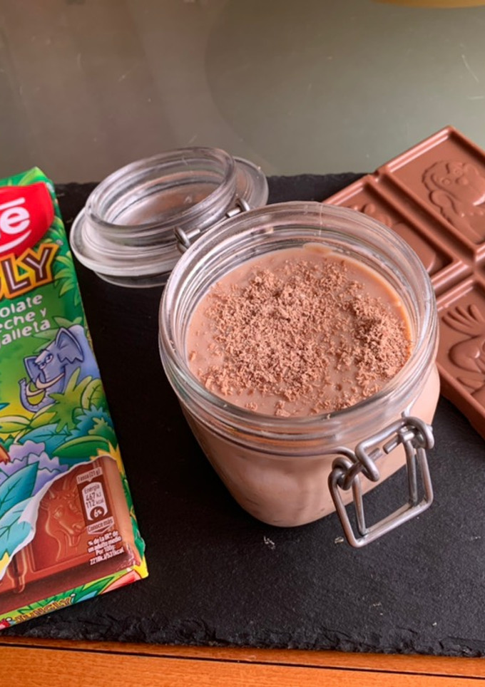 Una foto de Arroz con leche y chocolate Nestlé Jungly