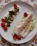 Branzino su crema di zucchine aromatizzata, zucchine grigliate su salsa yogurt e pomodorini confit