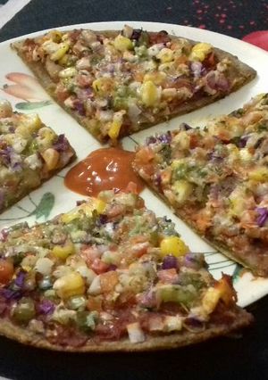 A picture of Paratha pizza.