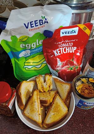 A picture of Cheese Sandwich 🥪.
