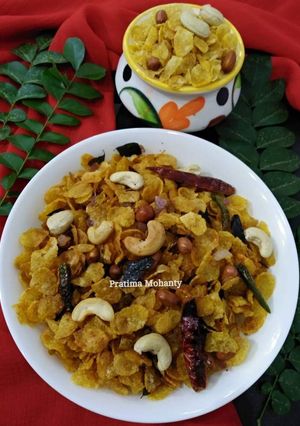 A picture of Cornflakes Chivda.