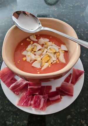 Una foto de 54. Salmorejo cordobés