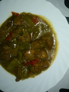Una foto de Carne de pavo y verduras al vermouth