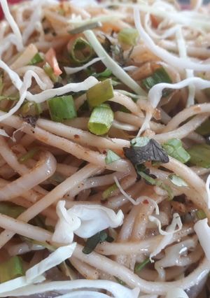 A picture of Garlic noodles.