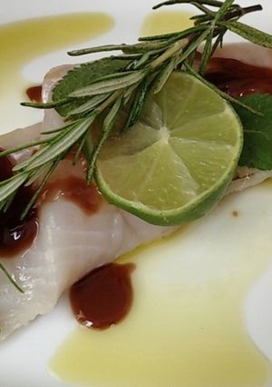 Une photo de Ceviche de dorade aux agrumes 🍋🍊