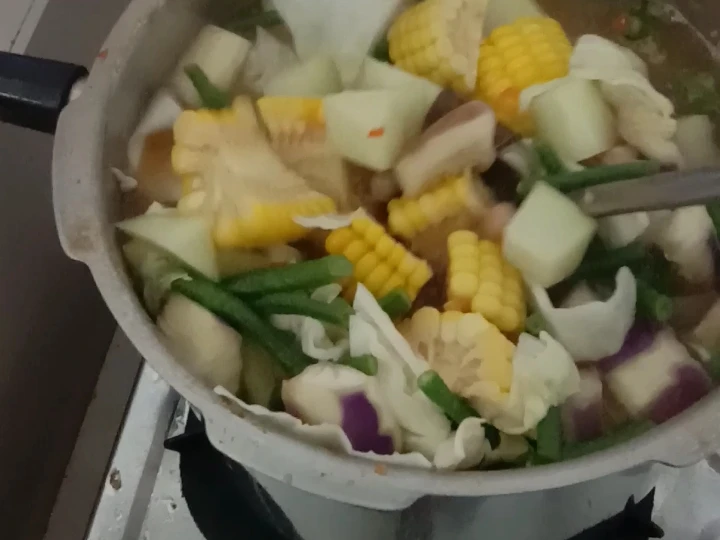 Cara Mudah Membuat Resep Sayur Asam ala Emak yang Sempurna Anti Ribet, Uenak Banget