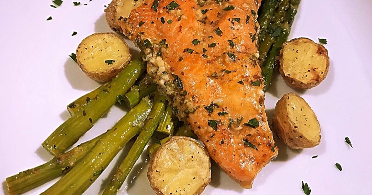 Sheet pan Honey lemon garlic salmon with asparagus and potato Recipe by