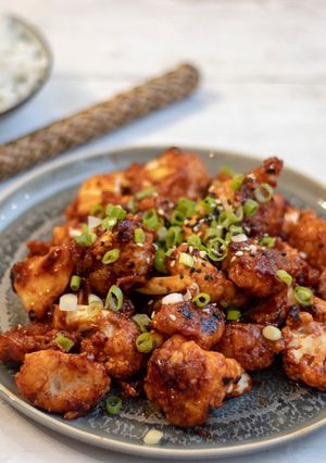 A picture of Sticky glaze cauliflower with guchujang spicy sauce 🌶.