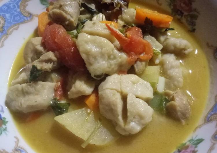 Soup Ayam Bakso Wortel Kentang