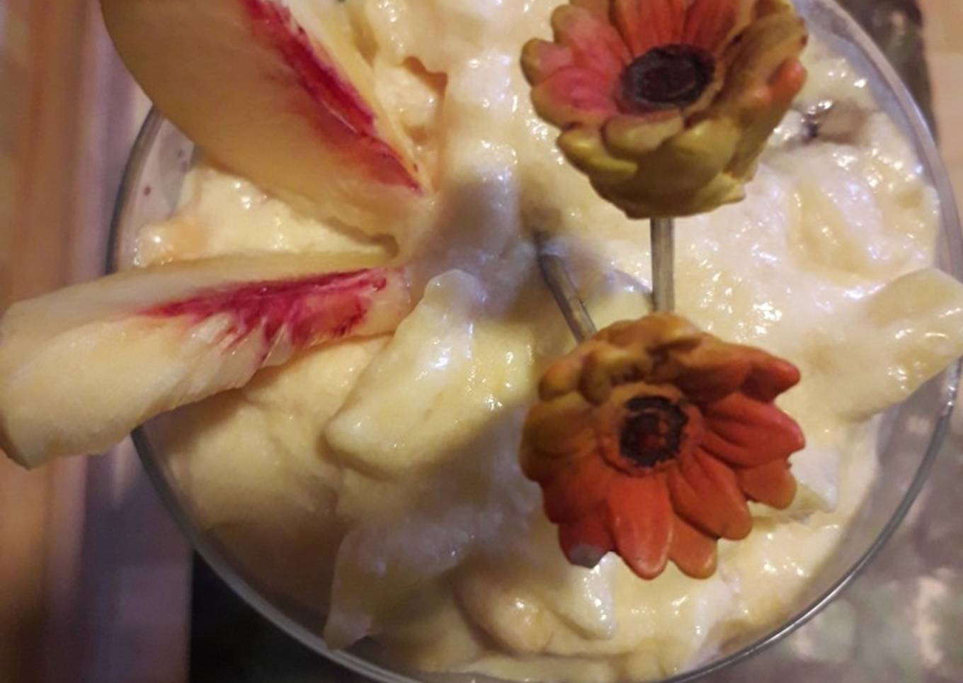 Creamy mango fruit chat