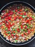 Minced pork + capsicums