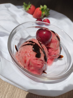 Una foto de Helado de frutas❤️