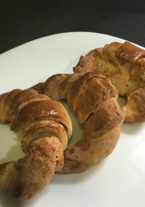Una foto de Medialunas sin gluten con premezcla Pureza para panes y pizzas