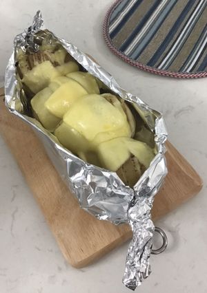 Hình của món Khoai tây đút lò phô mai mozzarela.