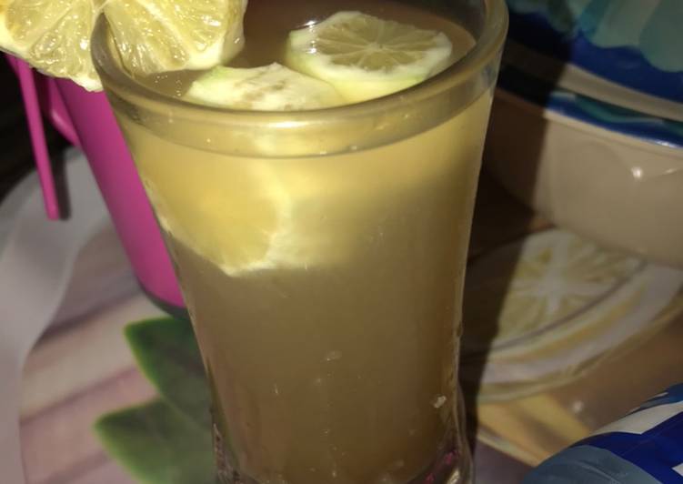Tamarind and ginger drink