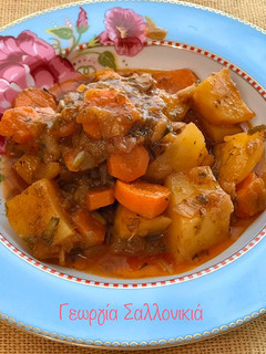 Φωτογραφία της συνταγής 🥔 Πατάτες γιαχνί 🍛 με πράσο και καρότο 🥕
